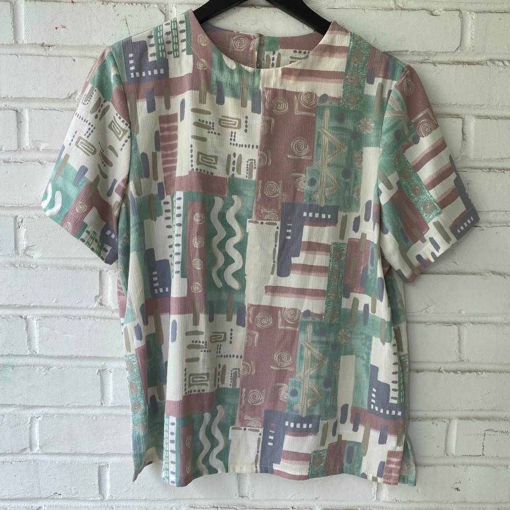 90s Geometric Watercolor Abstract Short Sleeve Top